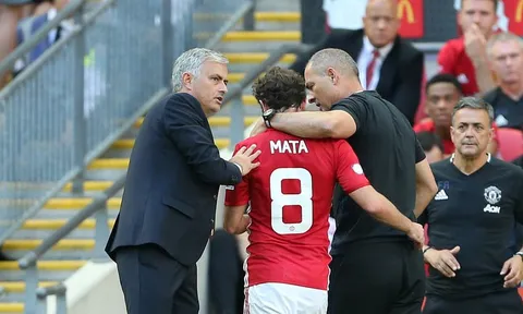 Sau Pogba, Mourinho vẫn chưa dừng lại