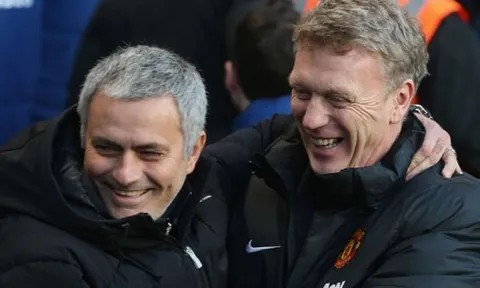 Sau vòng 9 Premier League, Mourinho còn tệ hơn cả Moyes