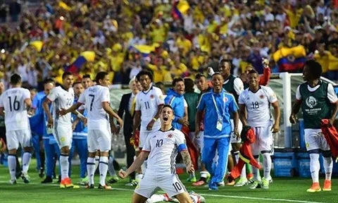 James Rodriguez rực sáng, Colombia giật vé vào tứ kết