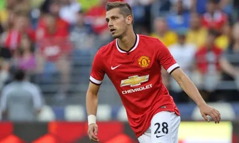 Schneiderlin trên đường thành 'Schweinsteiger mới' của MU
