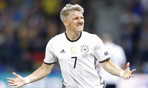 Đồng đội kêu gọi Mourinho kiên nhẫn với Schweinsteiger