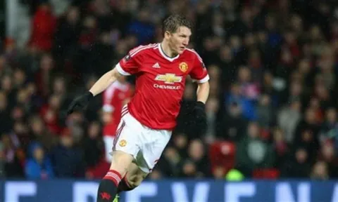 Schweinsteiger vẫn chưa muốn từ bỏ Man Utd