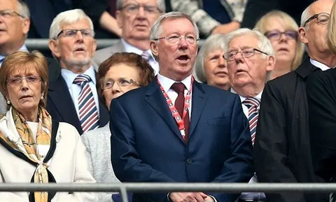 Sir Alex bật đèn xanh để M.U kích nổ "bom tấn" Paul Pogba