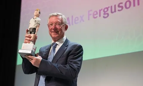 Sir Alex được vinh danh ở giải thưởng cao quý