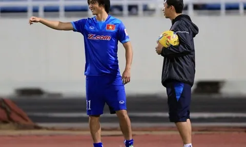 Sợ lỡ AFF Cup, Tuấn Anh chích huyết tương chữa chấn thương