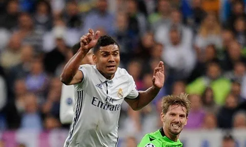 Casemiro chấn thương nặng, Real tan hoang hàng thủ