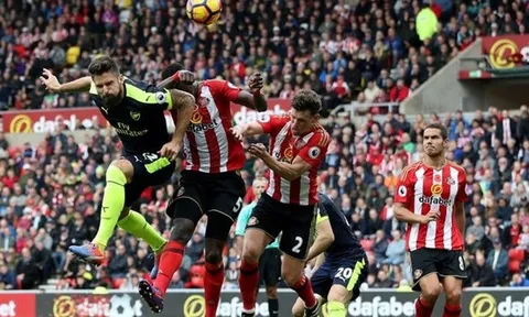 Song sát nổ súng, Wenger hứa chơi 4-4-2