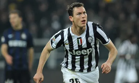 Stephan Lichtsteiner - cầu thủ nằm trong tầm ngắm của Barca