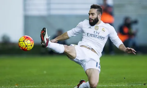 Sự cơ động của Dani Carvajal