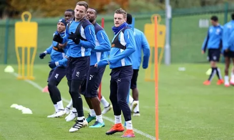 'Súng đã thông', Vardy 'cháy' hết mình trên sân tập