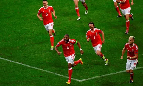 Tái hiện Cruyff - turn, sao xứ Wales hiên ngang vào bán kết