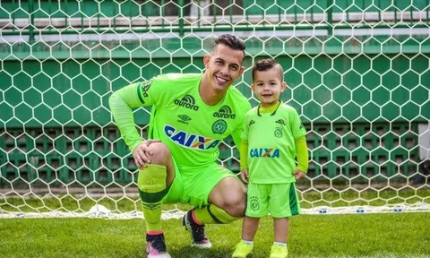 Thảm kịch Chapecoense: Và cha sẽ không bao giờ trở về