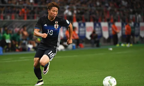 Takuma Asano thể hiện ra sao trước khi đến Arsenal?
