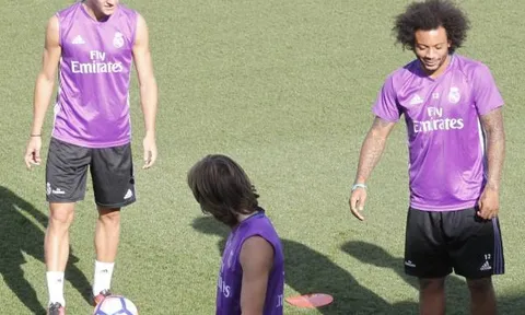 Thần đồng Odegaard đối mặt tương lai u ám