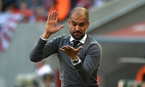 Man City thắng 8 trận liền, Pep cầu được... bại