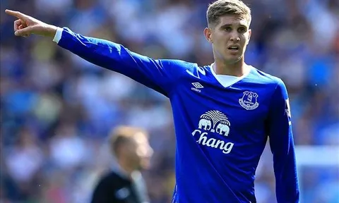 Thêm bằng chứng Stones sắp gia nhập Man City