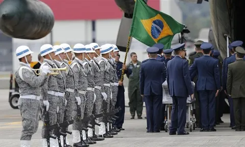 Thi thể của các cầu thủ Chapecoense lên đường trở về quê hương