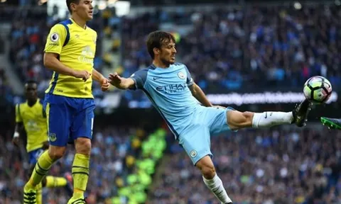 Tiếp bước Aguero, Silva lọt vào danh sách đen của Pep