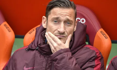 Tiết lộ: Totti suýt là người của Real Madrid