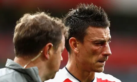 Tin vui cho Arsenal, Koscielny sắp tập luyện trở lại