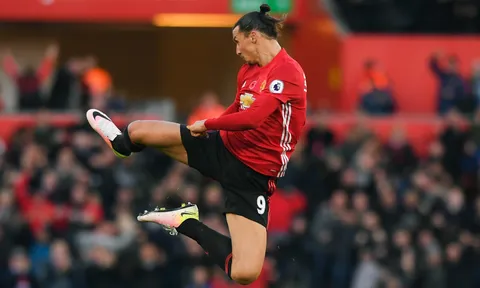 "Tôi đã nói 200 triệu lần, Ibrahimovic không hề vĩ đại"