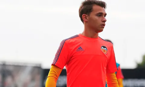 Tổng hợp chuyển nhượng ngày 14/10: Darmian chuẩn bị đến Inter, M.U nhận tin buồn vụ Villalba
