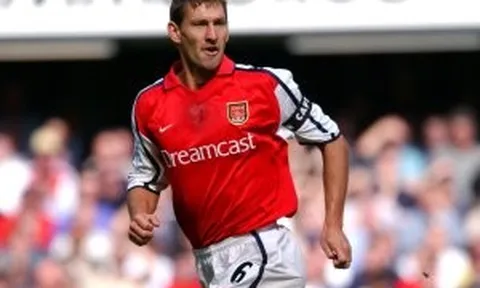 Tony Adams - Siêu đội trưởng của Arsenal