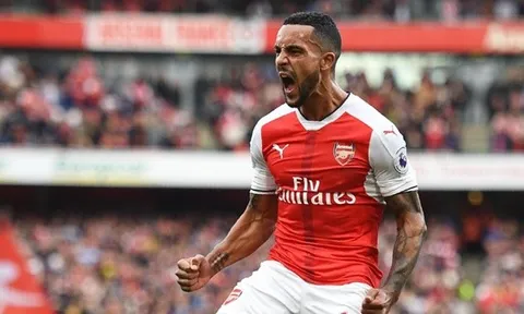 Top 25 bàn thắng đẹp nhất tháng 10/2016