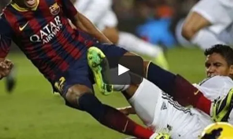 Top 5 pha tắc bóng đẳng cấp của Raphael Varane