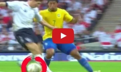 Top 50 kĩ năng đi bóng cực đỉnh của Ronaldinho
