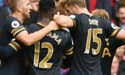 Tottenham thắng hủy diệt trên sân Stoke City