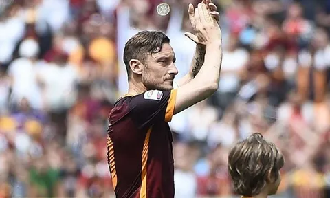 Totti và những danh thủ chơi bóng ở độ tuổi ngoài 40