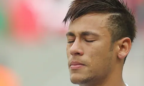 Trận đấu khiến Neymar bật khóc ở Santos