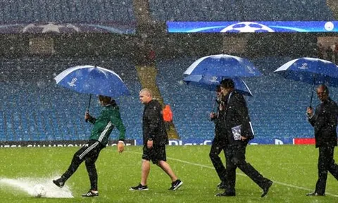 Trận Man City - Monchengladbach bất ngờ bị hoãn