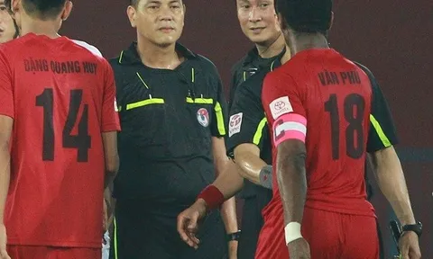 Treo cờ trọng tài mắc sai phạm ở vòng 24 V-League