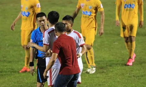 "Trọng tài Hà Anh Chiến đã thổi còi quá liều lĩnh và bất chấp"