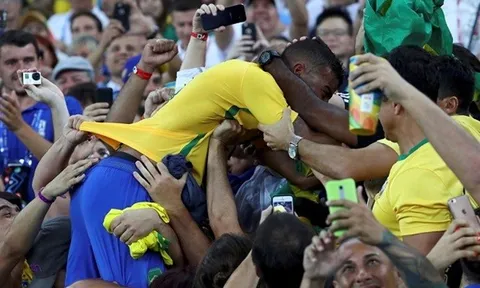 Từ Premier League, La Liga đến Olympic: Ngày các sao "oanh tạc"
