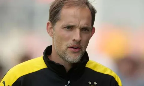 HLV Dortmund: Thị trường chuyển nhượng thật điên rồ