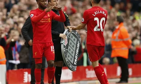 Tương lai u ám chờ Sturridge tại Liverpool