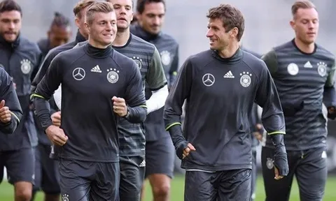 Tuyển Đức: Khi Joachim Low phải gánh vác cả vấn đề của Bayern