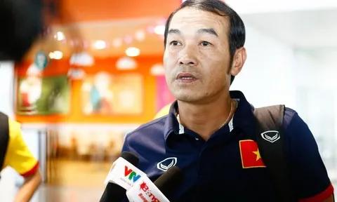 ‘U16 Việt Nam hiện tại chơi tập thể hơn lứa Văn Quyến’