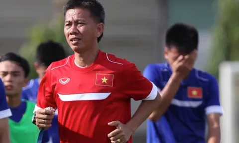 HLV U19 Việt Nam: 'Chúng tôi là đội yếu nhất bảng'