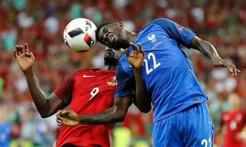 Barca mua Samuel Umtiti cho tương lai