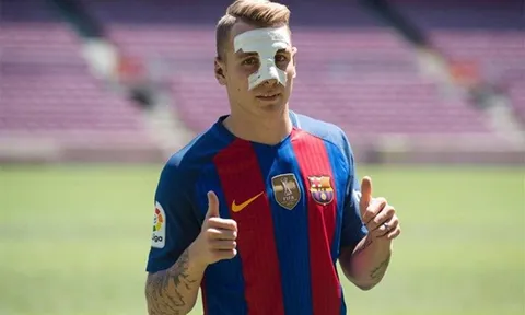 Umtiti, Digne chính thức ra mắt tại Barca