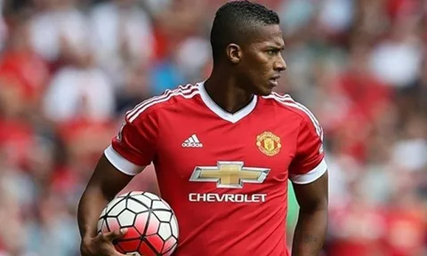 Vì sao Antonio Valencia tỏa sáng dưới thời Mourinho?