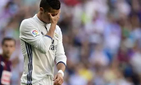 "Vấn đề của Real Madrid là Ronaldo"