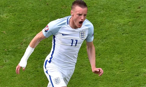 Trọng tài Dương Văn Hiền: 'Bàn thắng của Vardy hợp lệ'