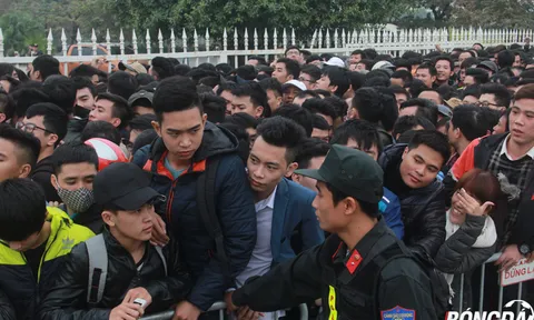 Mỹ Đình ‘sốt’ vé trận bán kết Việt Nam – Indonesia