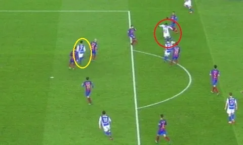 Sociedad bị cướp mất chiến thắng trước Barcelona