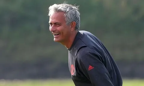 Vì sao Europa League phải là ưu tiên của M.U?